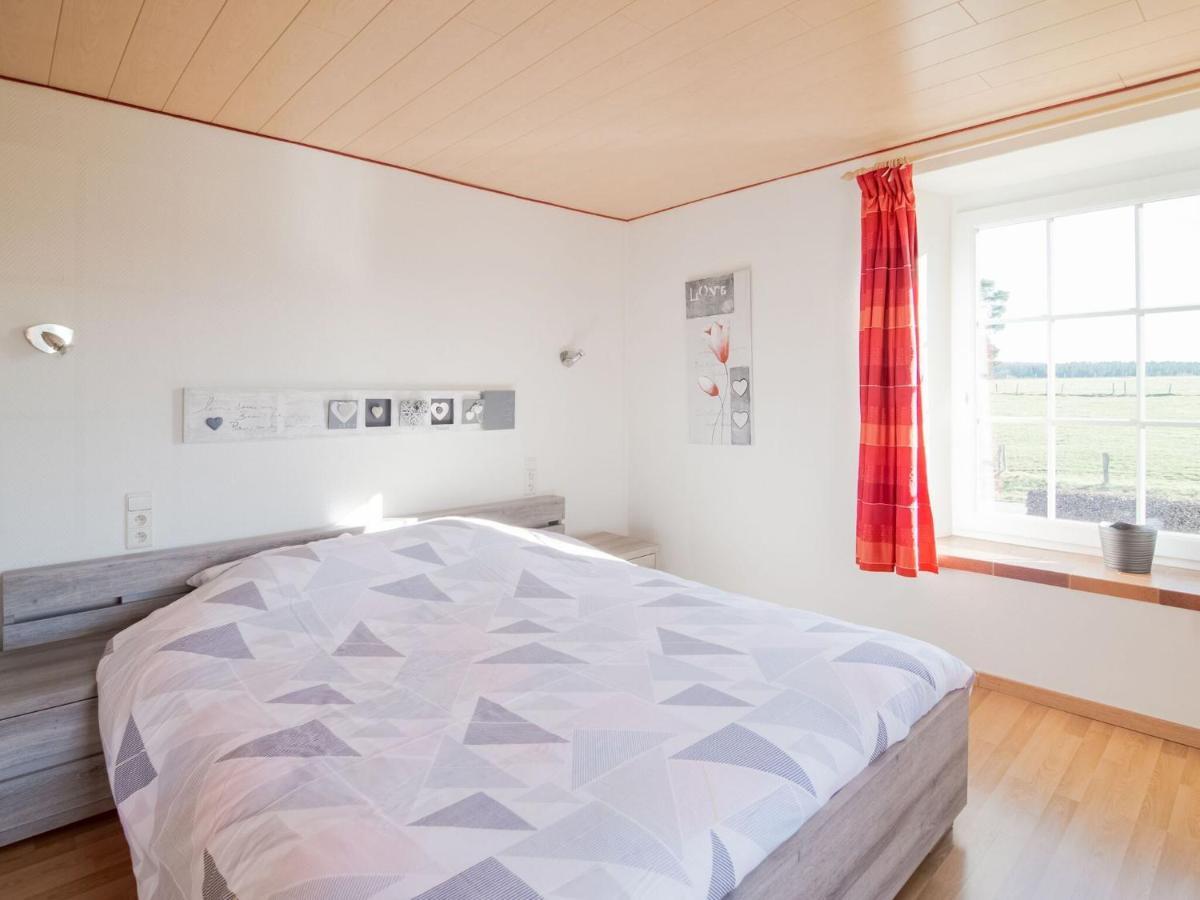 Pretty Farmhouse In Houffalize With Courtyard Exteriér fotografie